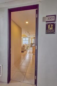 Edsa Heights Loft Unit AMA Tower Unit 3301