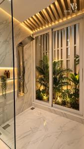 Airbee 3-Storey Pool Villa Pattaya