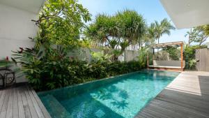 Swan Villa R