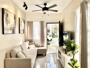 4 BR 3 Bath with Pool Amenities near Davao Airport