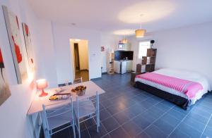 Appart'Residence Belle Vue - Studio with Kitchen photo 21