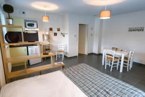 Appart'Residence Belle Vue - Studio with Kitchen photo 6
