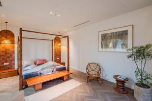 The Do Art Villa - 4BR Beachside Villa with Jacuzzi