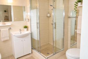 Large holiday apartment in Wise ka