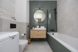 Nowoczesne Apartamenty z Balkonem Kolejowa NU Warszawa Wola by Noclegi Renters