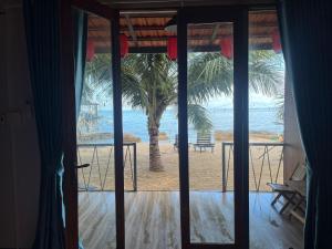Bai Thom Retreat
