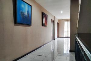 RedDoorz at Dkomo Manado