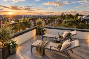 Luxury 3-Bedroom Villa with Private Hot Tub & Sauna