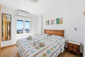 Calahonda Beach III Beachfront Apartment with Sea Views in Mijas Costa