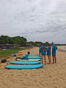 Saha surf camp