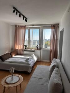 Your Warsaw Base Studio