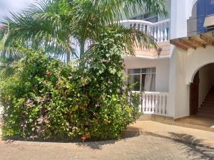 Happy stays Diani beach 2 bedroom apartment