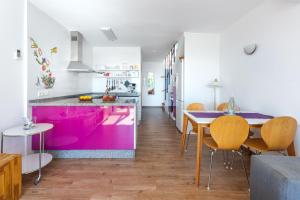 Calahonda Beach III Beachfront Apartment with Sea Views in Mijas Costa