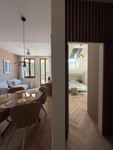 Jarkova City Stay