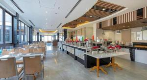 Golden Era Hotel (Vung Tau RIVA Hotel)