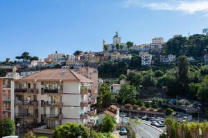 H11 CASA ZEFIRO Sanremo - Centro - Parcheggio