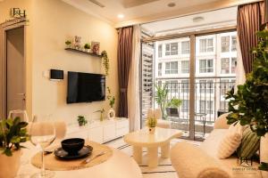1901 Landmark 6 Apartment 2BR 3Beds City View Free Pool