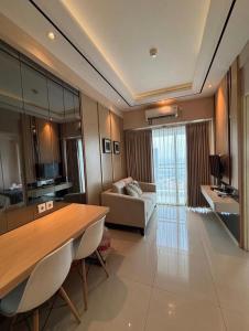 Azqara Living Super Cozy Apartmen 2BR at Spearwood Tower Meikarta