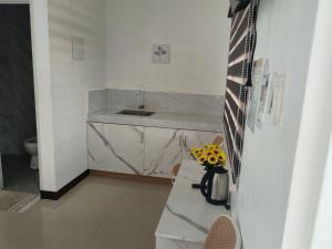 RedDoorz at Amulek Apartelle near Pacific Mall Mandaue Cebu