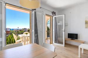 UHC Acacias Apartments