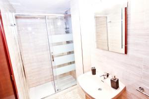 Apartamentos CALA DAURADA 1