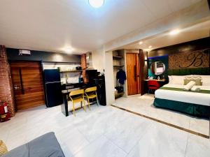 Blue Tulip - Rooms with Jacuzzi