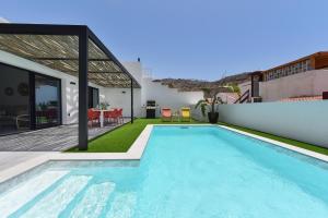 Brisa Tauro by VillaGranCanaria