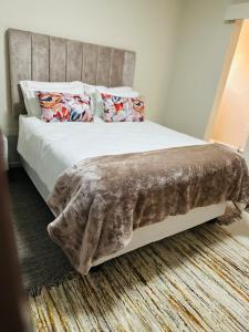 Cozy One-bedroom Apartment near GrandPalm Resort Block 5, Gaborone, Botswana