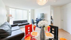 Canada Suites on Bay, Ferienwohnungen - Toronto