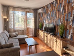 Belvedere 1-Bedroom Apartment 5 Min Walk to Gondola