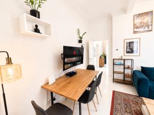 Apartment in Malá Strana-Steps from Charles Bridge
