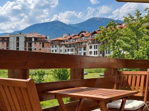 Belvedere 1-Bedroom Apartment 5 Min Walk to Gondola