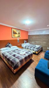 Suites house white