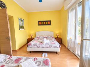 Sole & Luna Charming Colorful Home Arona