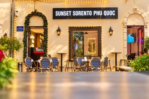 Sunset sorento hotel & apartment phu quoc