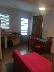 Casa Imirim 2 Quartos Sala Cozinha Banheiro