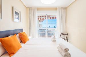 Cozy getaway with pool, close to the beach by REMS