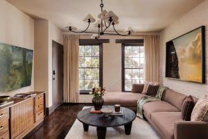 6BR CBD Condo Duo Walk to French Quarter