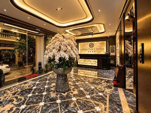 Luxury Place Hotel