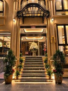 Luxury Place Hotel