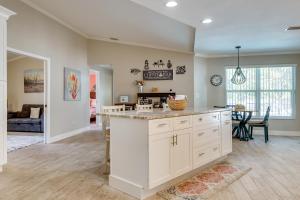 Saltwater Pool & Firepits: Cape Coral Home