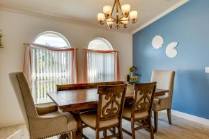 Saltwater Pool & Firepits: Cape Coral Home