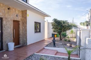 Palmeiras Beach House - Santa Cruz