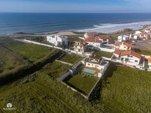 Palmeiras Beach House - Santa Cruz