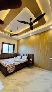Hotel Matey Shree Bada Chammac Restaurant