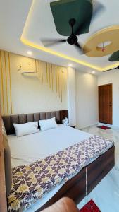 Hotel Matey Shree Bada Chammac Restaurant
