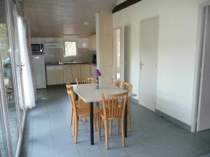 Chalets Gite de la Croix du Hetre : photos des chambres