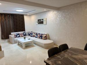 apart luxe f 3 coralia oujda