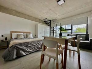 Monoambiente con terraza privada y cochera en Pinamar