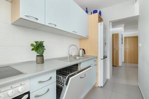 Grzegórzecka Family Apartments with Balcony & Parking Cracow by Noclegi Renters